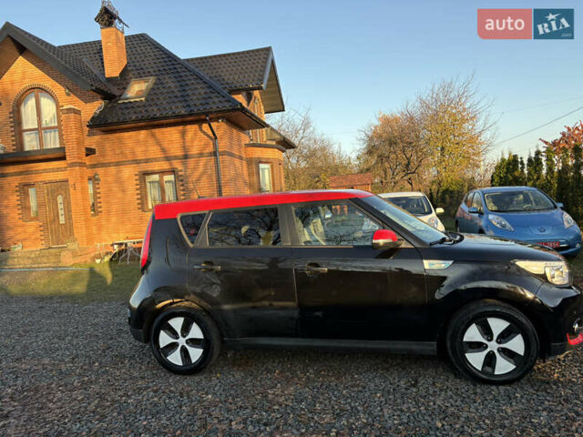 Черный Киа Soul EV, объемом двигателя 0 л и пробегом 134 тыс. км за 5600 $, фото 1 на Automoto.ua