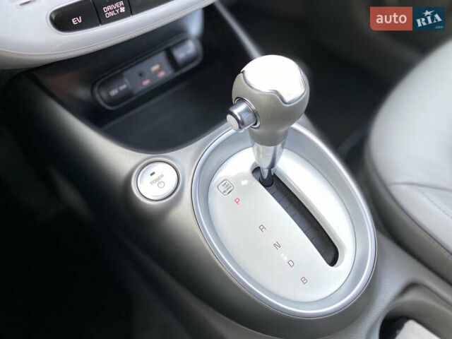 Черный Киа Soul EV, объемом двигателя 0 л и пробегом 96 тыс. км за 6999 $, фото 42 на Automoto.ua