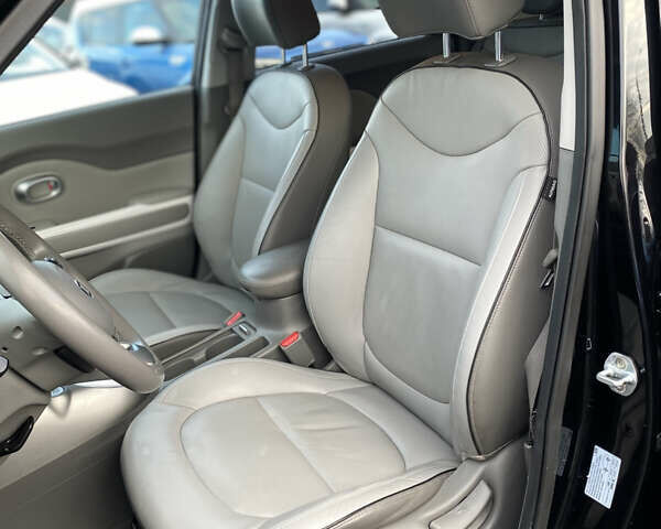 Черный Киа Soul EV, объемом двигателя 0 л и пробегом 96 тыс. км за 6999 $, фото 32 на Automoto.ua