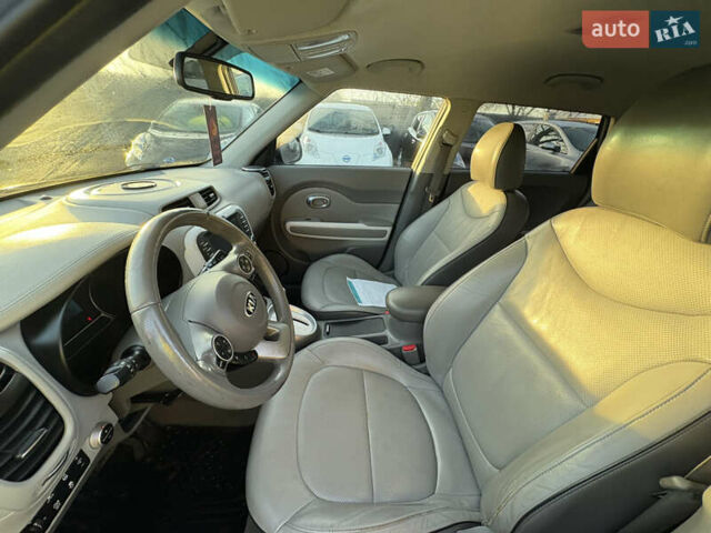 Черный Киа Soul EV, объемом двигателя 0 л и пробегом 134 тыс. км за 5600 $, фото 17 на Automoto.ua