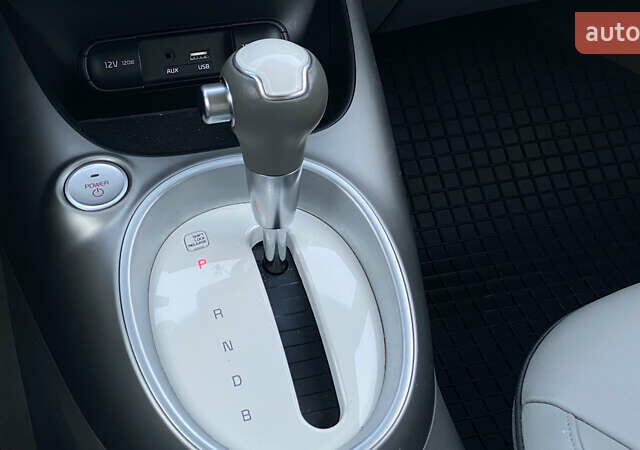 Черный Киа Soul EV, объемом двигателя 0 л и пробегом 84 тыс. км за 8200 $, фото 33 на Automoto.ua