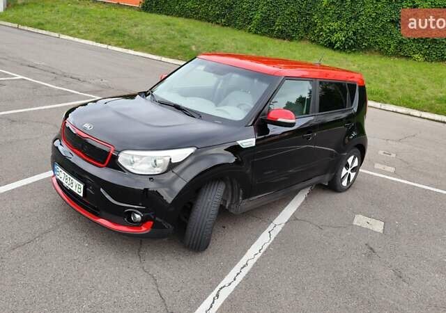 Черный Киа Soul EV, объемом двигателя 0 л и пробегом 98 тыс. км за 7400 $, фото 4 на Automoto.ua