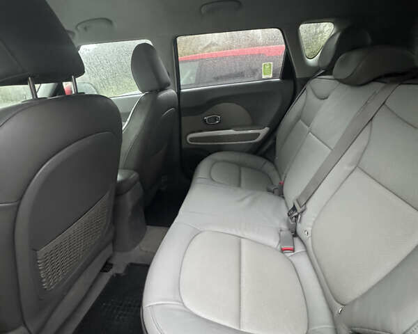 Черный Киа Soul EV, объемом двигателя 0 л и пробегом 147 тыс. км за 9000 $, фото 5 на Automoto.ua