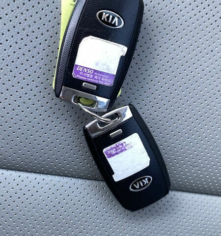 Черный Киа Soul EV, объемом двигателя 0 л и пробегом 84 тыс. км за 8200 $, фото 57 на Automoto.ua