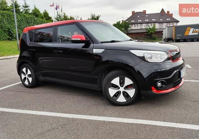 Черный Киа Soul EV, объемом двигателя 0 л и пробегом 98 тыс. км за 7400 $, фото 7 на Automoto.ua