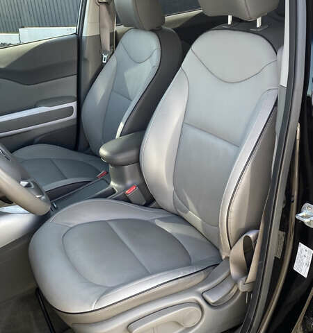 Черный Киа Soul EV, объемом двигателя 0 л и пробегом 84 тыс. км за 8200 $, фото 35 на Automoto.ua
