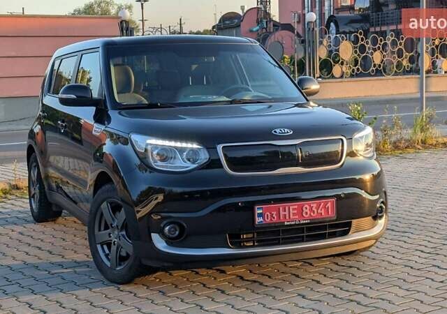 Чорний Кіа Soul EV, об'ємом двигуна 0 л та пробігом 117 тис. км за 6700 $, фото 17 на Automoto.ua