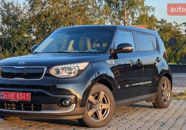 Чорний Кіа Soul EV, об'ємом двигуна 0 л та пробігом 117 тис. км за 6700 $, фото 25 на Automoto.ua