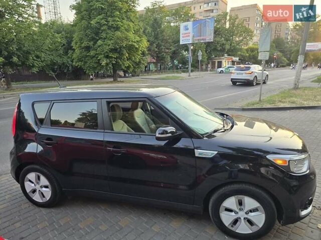 Черный Киа Soul EV, объемом двигателя 0 л и пробегом 78 тыс. км за 8200 $, фото 3 на Automoto.ua