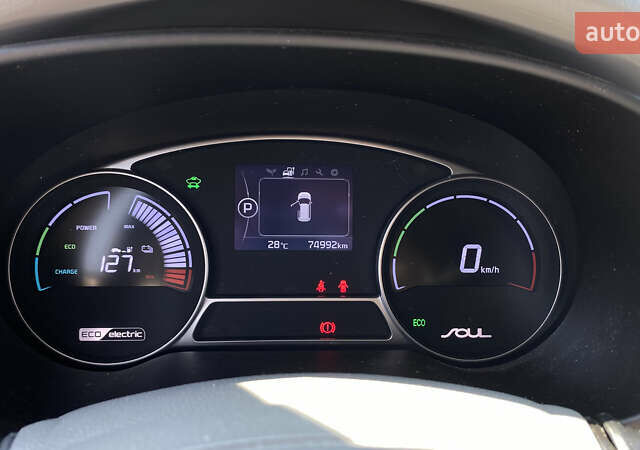 Черный Киа Soul EV, объемом двигателя 0 л и пробегом 84 тыс. км за 8200 $, фото 45 на Automoto.ua