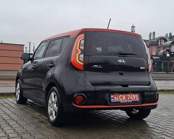 Чорний Кіа Soul EV, об'ємом двигуна 0 л та пробігом 98 тис. км за 6600 $, фото 39 на Automoto.ua