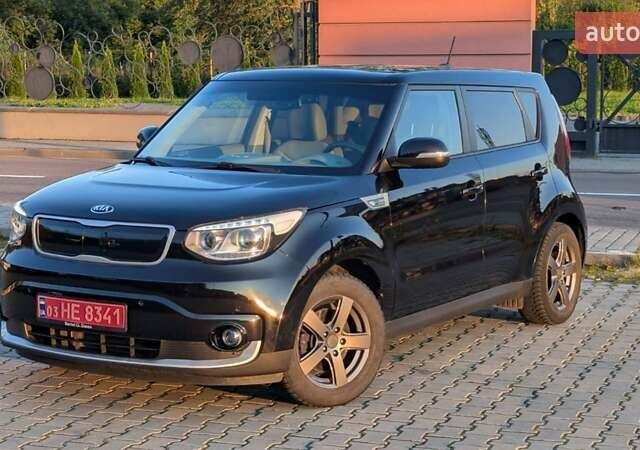 Чорний Кіа Soul EV, об'ємом двигуна 0 л та пробігом 117 тис. км за 6700 $, фото 24 на Automoto.ua