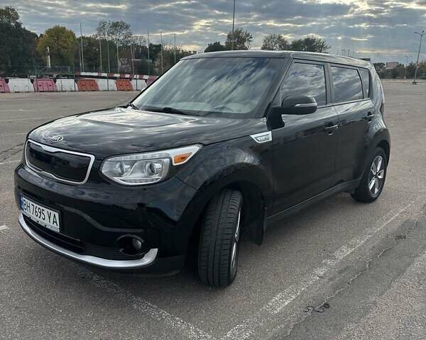 Чорний Кіа Soul EV, об'ємом двигуна 0 л та пробігом 127 тис. км за 10500 $, фото 1 на Automoto.ua