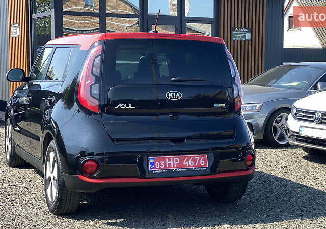 Черный Киа Soul EV, объемом двигателя 0 л и пробегом 84 тыс. км за 8200 $, фото 71 на Automoto.ua
