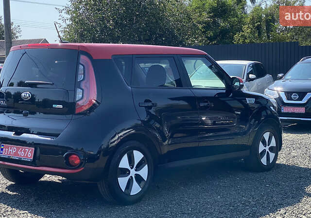 Черный Киа Soul EV, объемом двигателя 0 л и пробегом 84 тыс. км за 8200 $, фото 74 на Automoto.ua