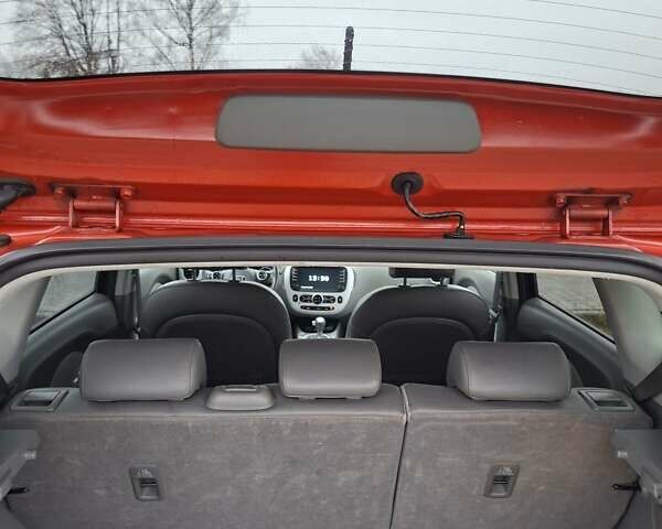 Чорний Кіа Soul EV, об'ємом двигуна 0 л та пробігом 98 тис. км за 6600 $, фото 13 на Automoto.ua