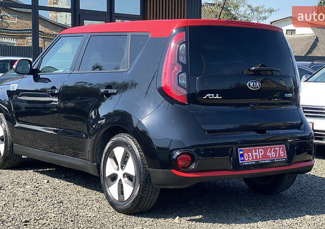 Черный Киа Soul EV, объемом двигателя 0 л и пробегом 84 тыс. км за 8200 $, фото 77 на Automoto.ua
