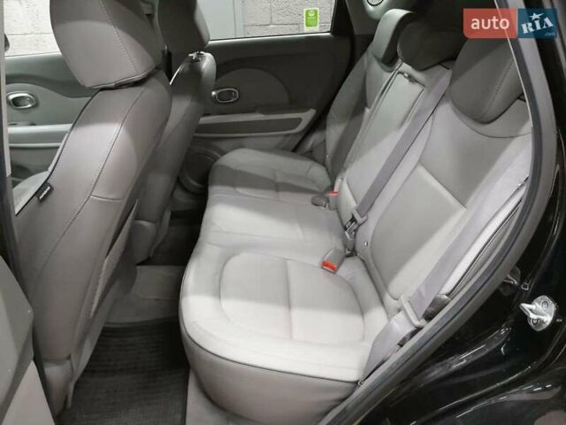 Черный Киа Soul EV, объемом двигателя 0 л и пробегом 158 тыс. км за 10750 $, фото 21 на Automoto.ua