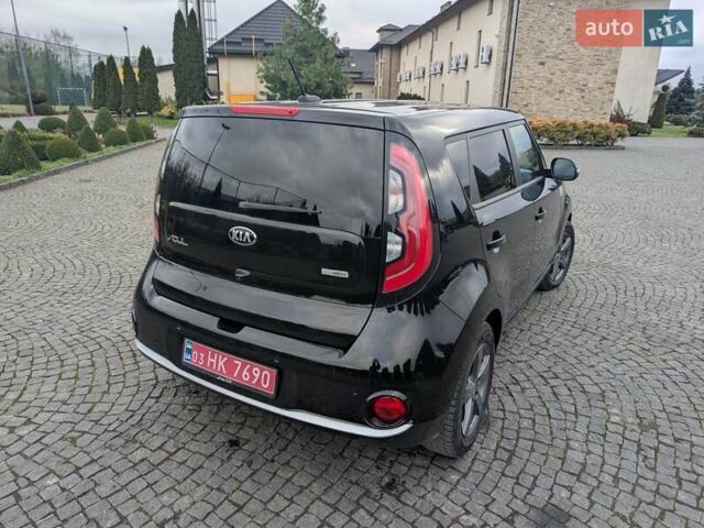 Черный Киа Soul EV, объемом двигателя 0 л и пробегом 115 тыс. км за 10000 $, фото 10 на Automoto.ua