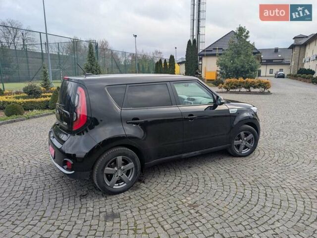 Черный Киа Soul EV, объемом двигателя 0 л и пробегом 115 тыс. км за 10000 $, фото 5 на Automoto.ua
