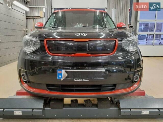 Черный Киа Soul EV, объемом двигателя 0 л и пробегом 158 тыс. км за 10750 $, фото 3 на Automoto.ua
