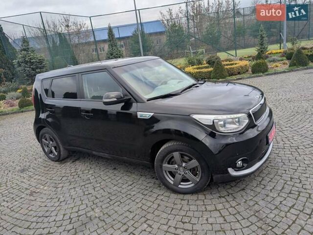 Черный Киа Soul EV, объемом двигателя 0 л и пробегом 115 тыс. км за 10000 $, фото 7 на Automoto.ua