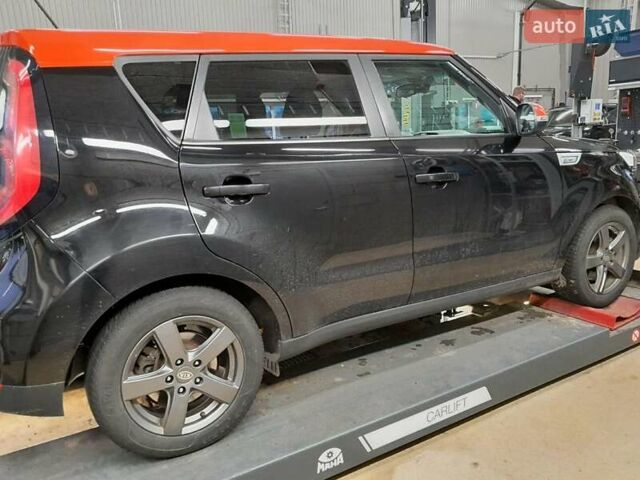 Черный Киа Soul EV, объемом двигателя 0 л и пробегом 158 тыс. км за 10750 $, фото 8 на Automoto.ua