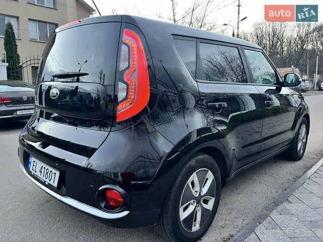 Черный Киа Soul EV, объемом двигателя 0 л и пробегом 140 тыс. км за 10499 $, фото 5 на Automoto.ua