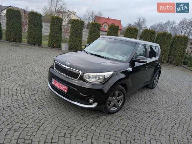 Черный Киа Soul EV, объемом двигателя 0 л и пробегом 115 тыс. км за 10000 $, фото 2 на Automoto.ua