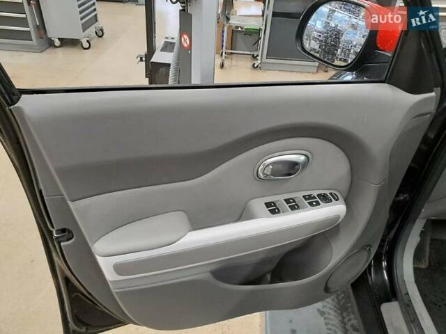Черный Киа Soul EV, объемом двигателя 0 л и пробегом 158 тыс. км за 10750 $, фото 13 на Automoto.ua