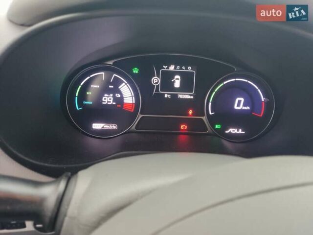 Черный Киа Soul EV, объемом двигателя 0 л и пробегом 79 тыс. км за 11500 $, фото 9 на Automoto.ua