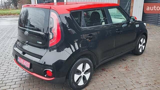 Чорний Кіа Soul EV, об'ємом двигуна 0 л та пробігом 102 тис. км за 11000 $, фото 9 на Automoto.ua