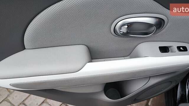 Чорний Кіа Soul EV, об'ємом двигуна 0 л та пробігом 102 тис. км за 11000 $, фото 30 на Automoto.ua