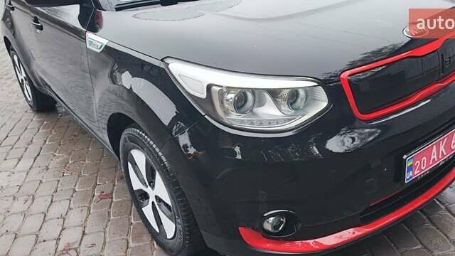 Чорний Кіа Soul EV, об'ємом двигуна 0 л та пробігом 102 тис. км за 11000 $, фото 4 на Automoto.ua