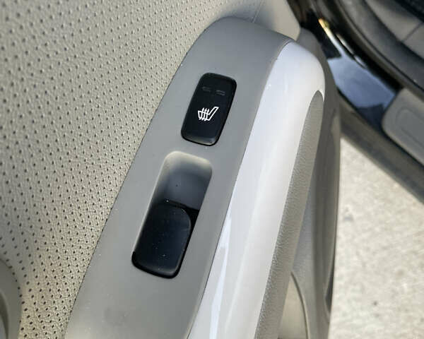 Чорний Кіа Soul EV, об'ємом двигуна 0 л та пробігом 114 тис. км за 10800 $, фото 11 на Automoto.ua