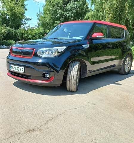 Черный Киа Soul EV, объемом двигателя 0 л и пробегом 105 тыс. км за 16100 $, фото 2 на Automoto.ua