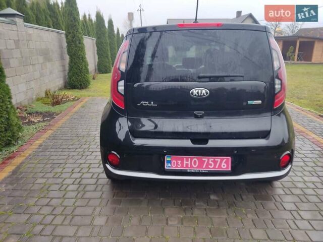 Черный Киа Soul EV, объемом двигателя 0 л и пробегом 79 тыс. км за 11500 $, фото 2 на Automoto.ua