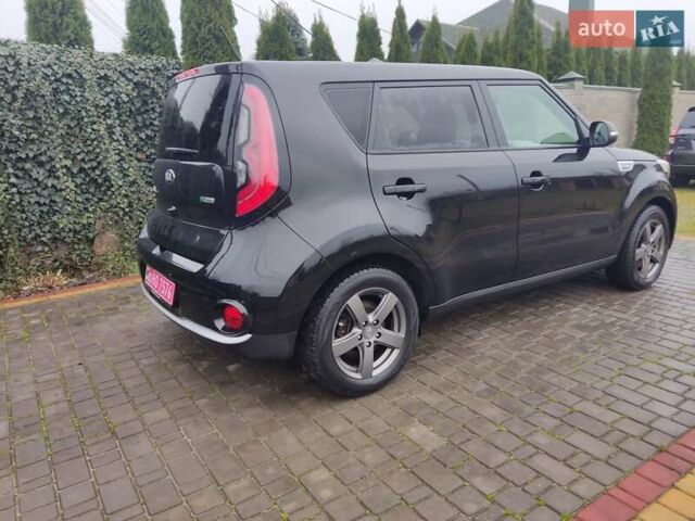 Черный Киа Soul EV, объемом двигателя 0 л и пробегом 79 тыс. км за 11500 $, фото 3 на Automoto.ua
