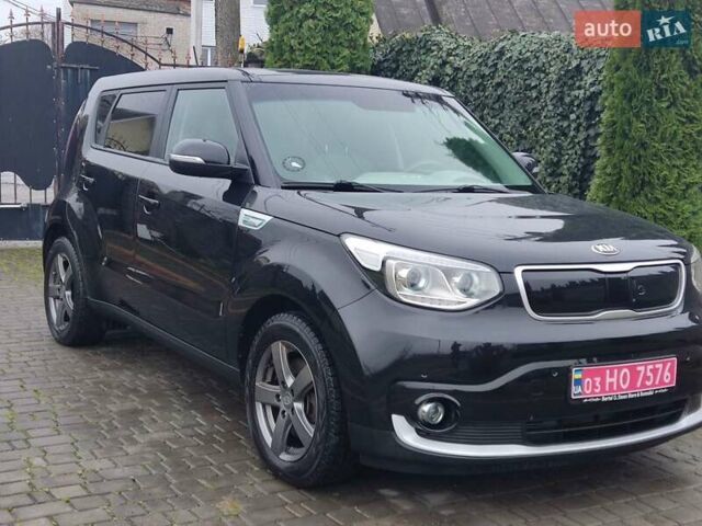 Черный Киа Soul EV, объемом двигателя 0 л и пробегом 79 тыс. км за 11500 $, фото 4 на Automoto.ua