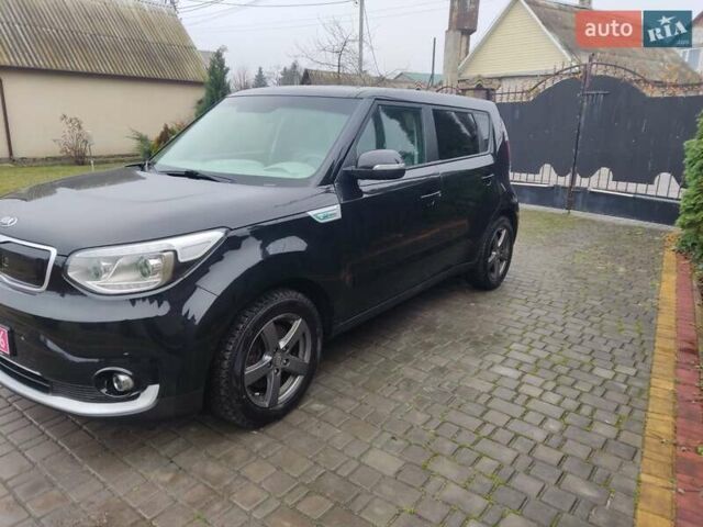Черный Киа Soul EV, объемом двигателя 0 л и пробегом 79 тыс. км за 11500 $, фото 1 на Automoto.ua