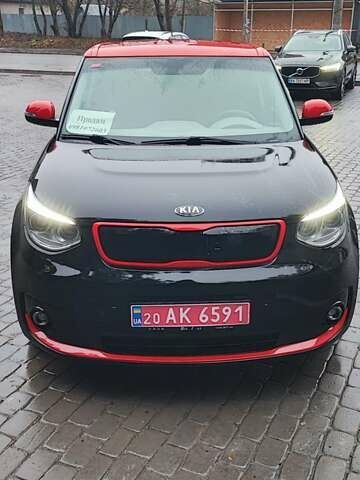 Чорний Кіа Soul EV, об'ємом двигуна 0 л та пробігом 102 тис. км за 11000 $, фото 2 на Automoto.ua
