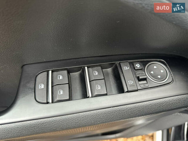 Кіа Soul EV 2020 у Дрогобичі на Automoto.ua Чорний Кіа Soul EV, об'ємом двигуна 0 л та пробігом 99 тис. км за 19200 $, фото 43 на Automoto.ua