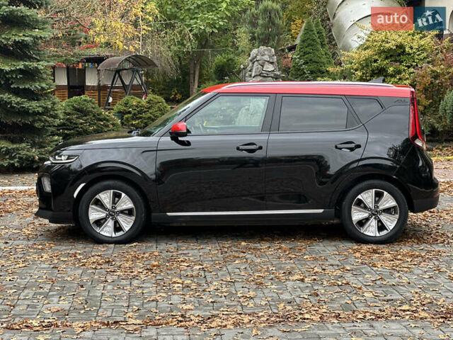 Кіа Soul EV 2020 у Дрогобичі на Automoto.ua Чорний Кіа Soul EV, об'ємом двигуна 0 л та пробігом 99 тис. км за 19200 $, фото 10 на Automoto.ua