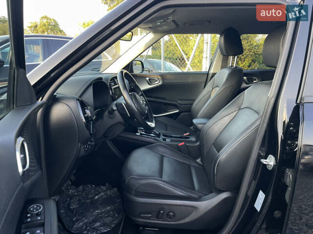Черный Киа Soul EV, объемом двигателя 0 л и пробегом 122 тыс. км за 18000 $, фото 11 на Automoto.ua