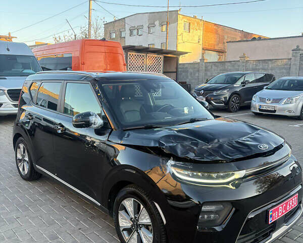 Киа Soul EV 2020 в Ровно на Automoto.ua Черный Киа Soul EV, объемом двигателя 0 л и пробегом 105 тыс. км за 14800 $, фото 1 на Automoto.ua