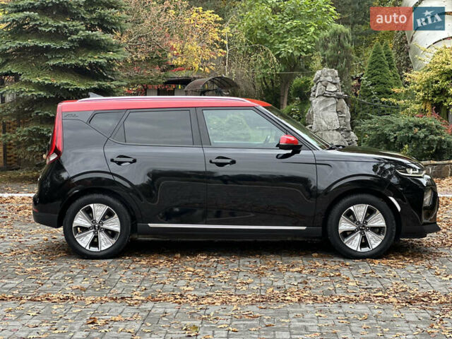 Кіа Soul EV 2020 у Дрогобичі на Automoto.ua Чорний Кіа Soul EV, об'ємом двигуна 0 л та пробігом 99 тис. км за 19200 $, фото 18 на Automoto.ua