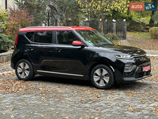 Кіа Soul EV 2020 у Дрогобичі на Automoto.ua Чорний Кіа Soul EV, об'ємом двигуна 0 л та пробігом 99 тис. км за 19200 $, фото 20 на Automoto.ua