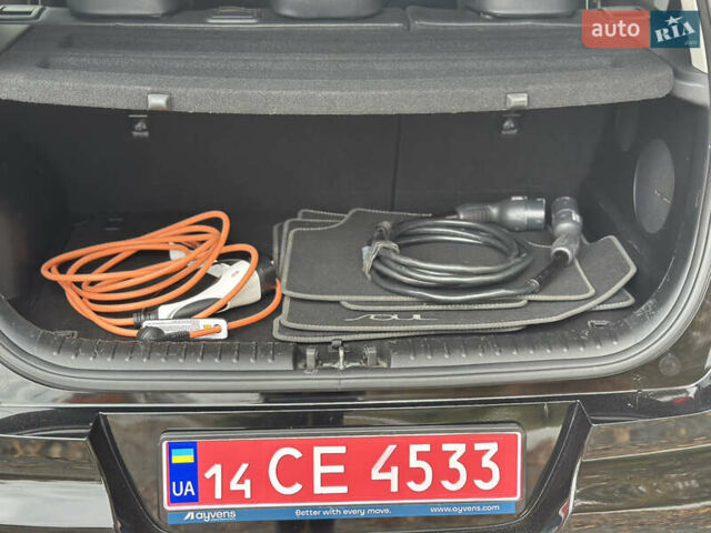 Кіа Soul EV 2020 у Дрогобичі на Automoto.ua Чорний Кіа Soul EV, об'ємом двигуна 0 л та пробігом 99 тис. км за 19200 $, фото 65 на Automoto.ua