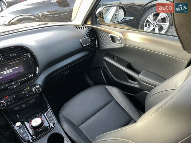 Черный Киа Soul EV, объемом двигателя 0 л и пробегом 122 тыс. км за 18000 $, фото 20 на Automoto.ua