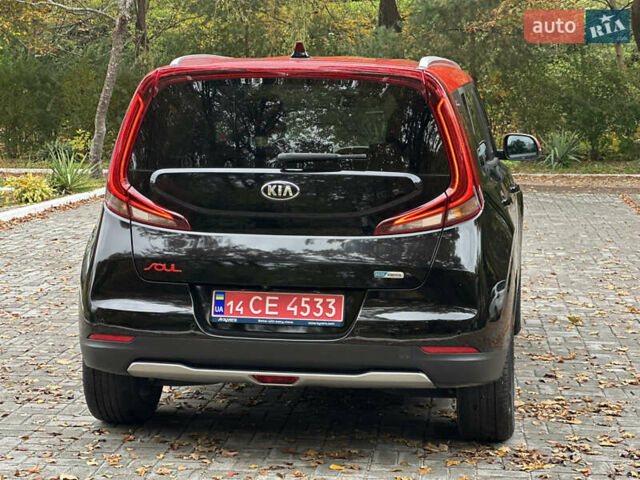 Кіа Soul EV 2020 у Дрогобичі на Automoto.ua Чорний Кіа Soul EV, об'ємом двигуна 0 л та пробігом 99 тис. км за 19200 $, фото 14 на Automoto.ua